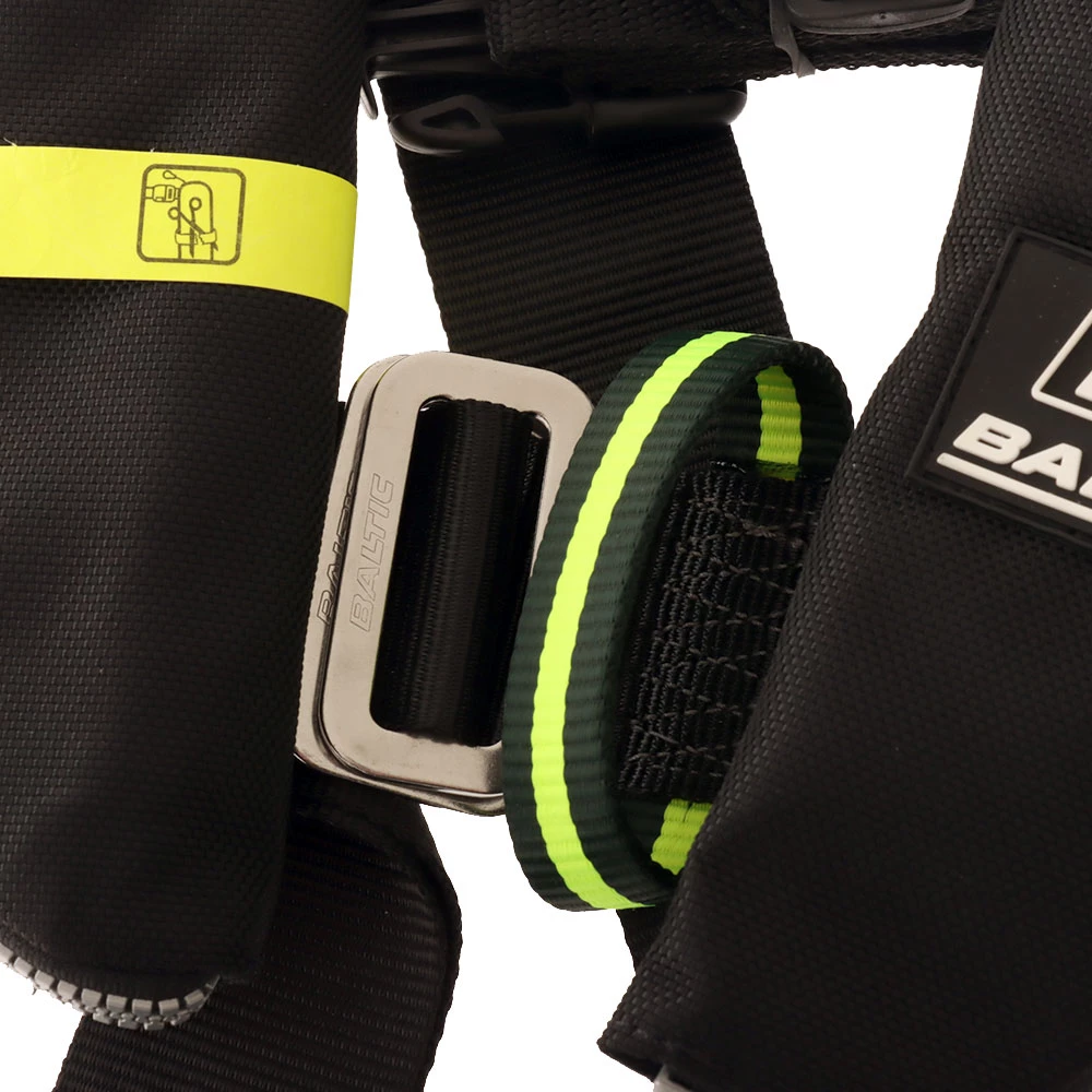 Baltic Winner 150 Manual Life Jacket Black 40-150kg 5 Baltic Winner 150 Manual Life Jacket Black 40-150kg - Image 3